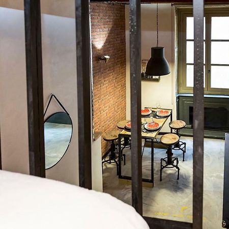 Small Factory Apartment Lyon Luaran gambar
