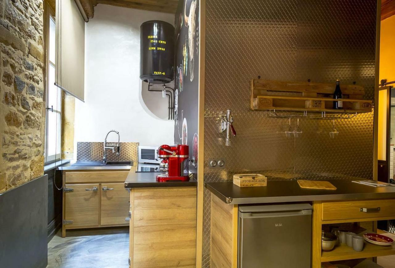 Small Factory Apartment Lyon Luaran gambar